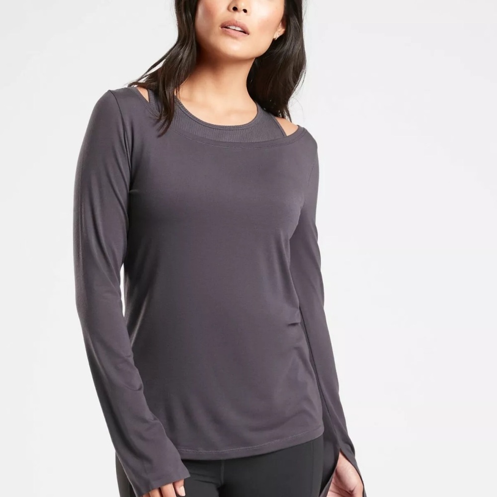 ATHLETA purple Essence Groove long sleeved top, S.